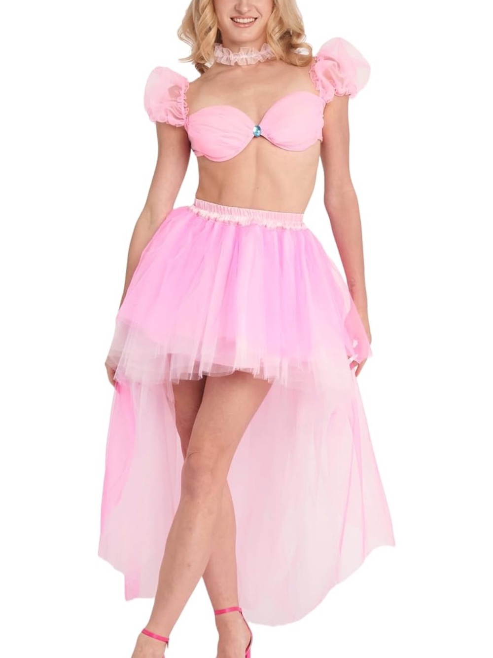 Princess peach and Mario matching costumes
